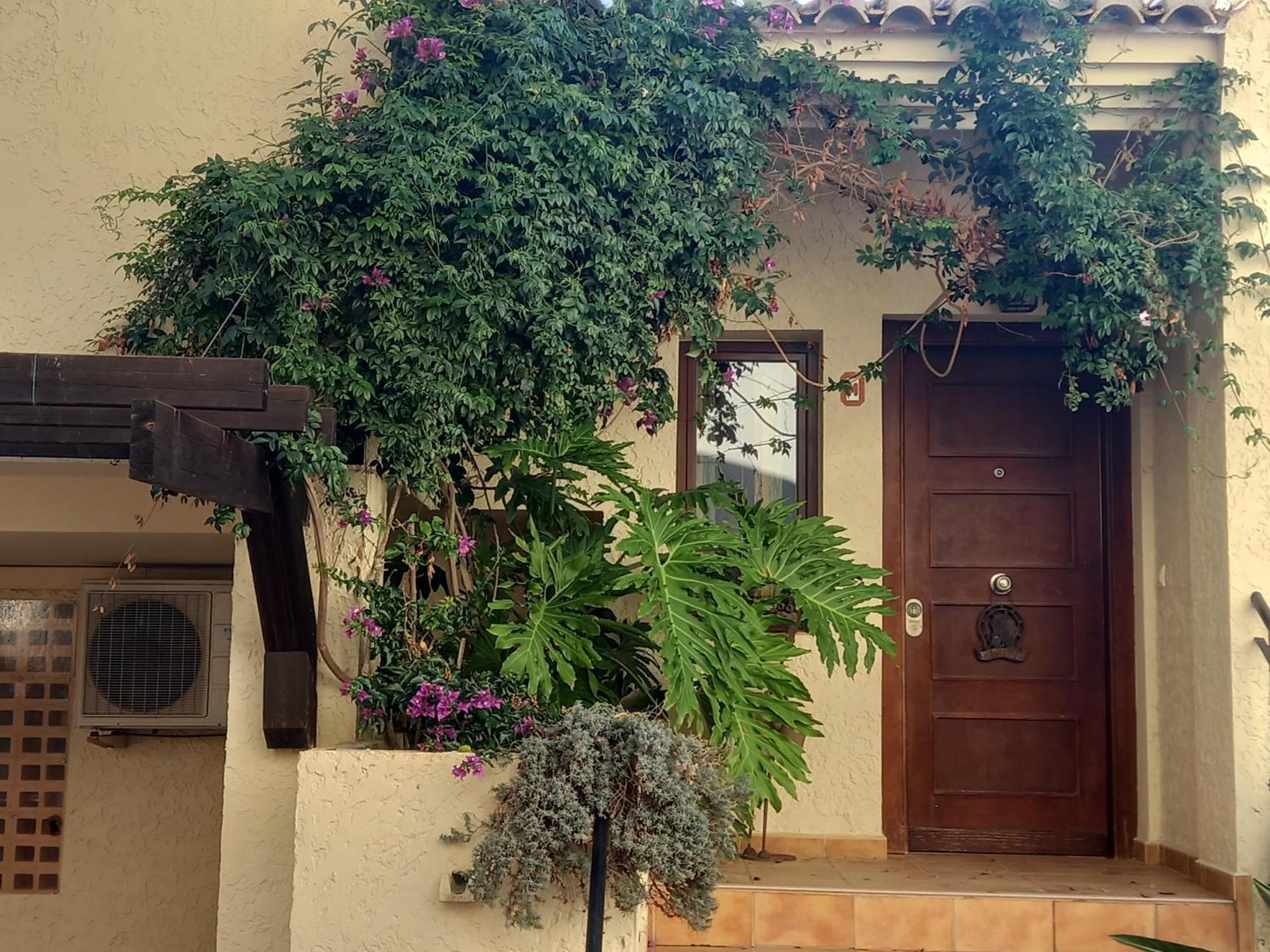 אלתיאה Townhouse Los Olivos M מראה חיצוני תמונה